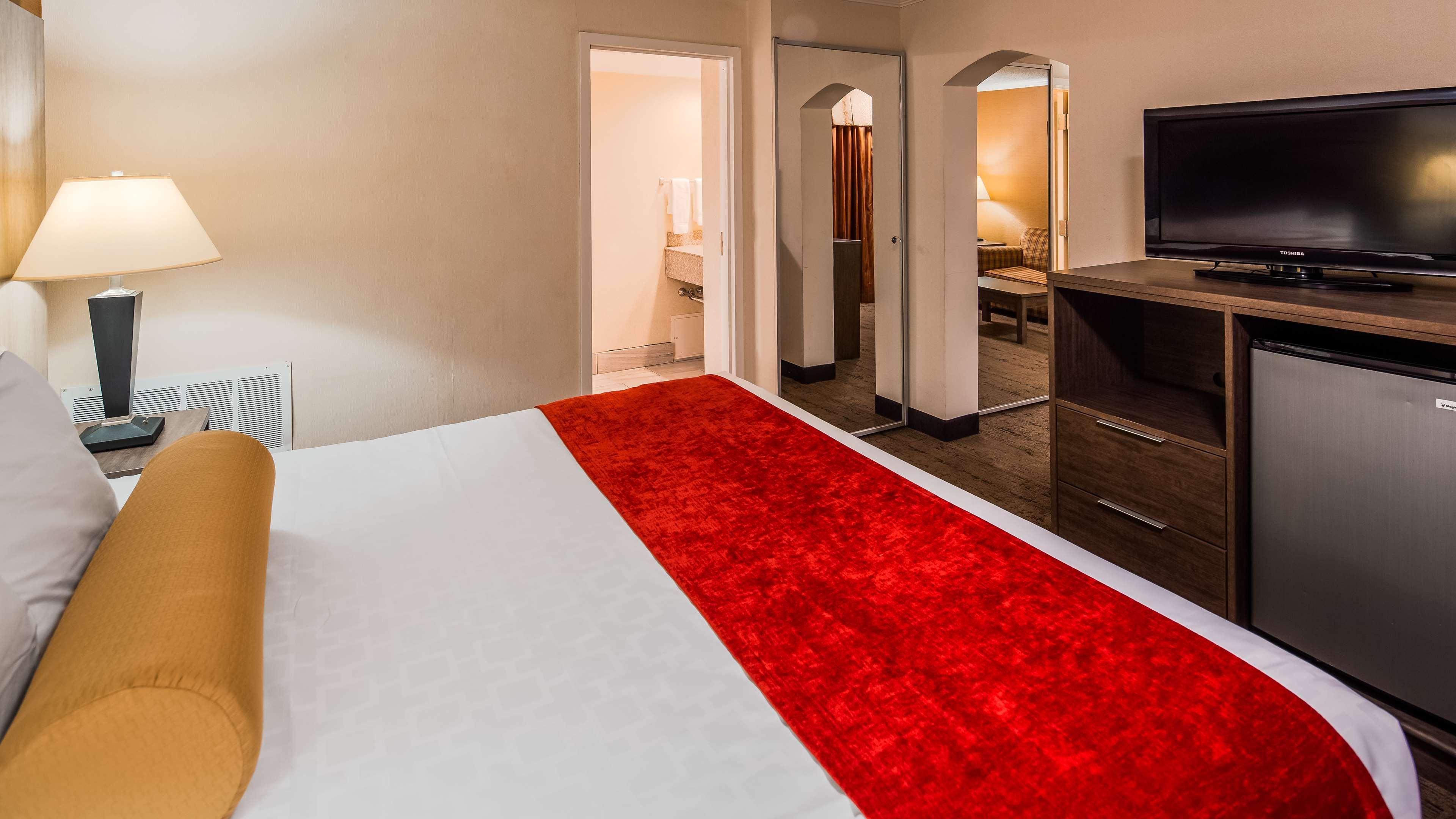 Best Western Galleria Inn & Suites Cheektowaga Ngoại thất bức ảnh