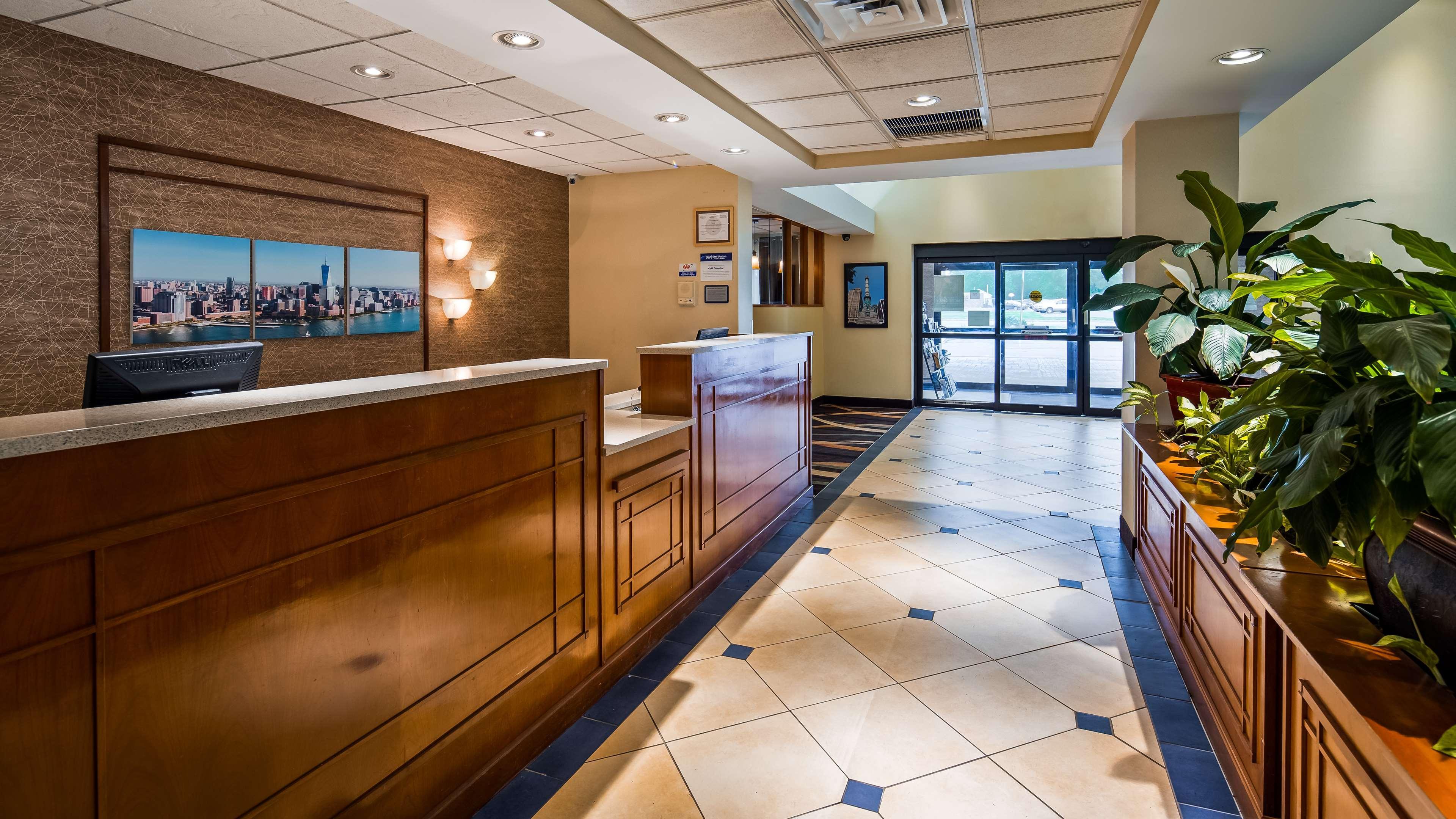 Best Western Galleria Inn & Suites Cheektowaga Ngoại thất bức ảnh