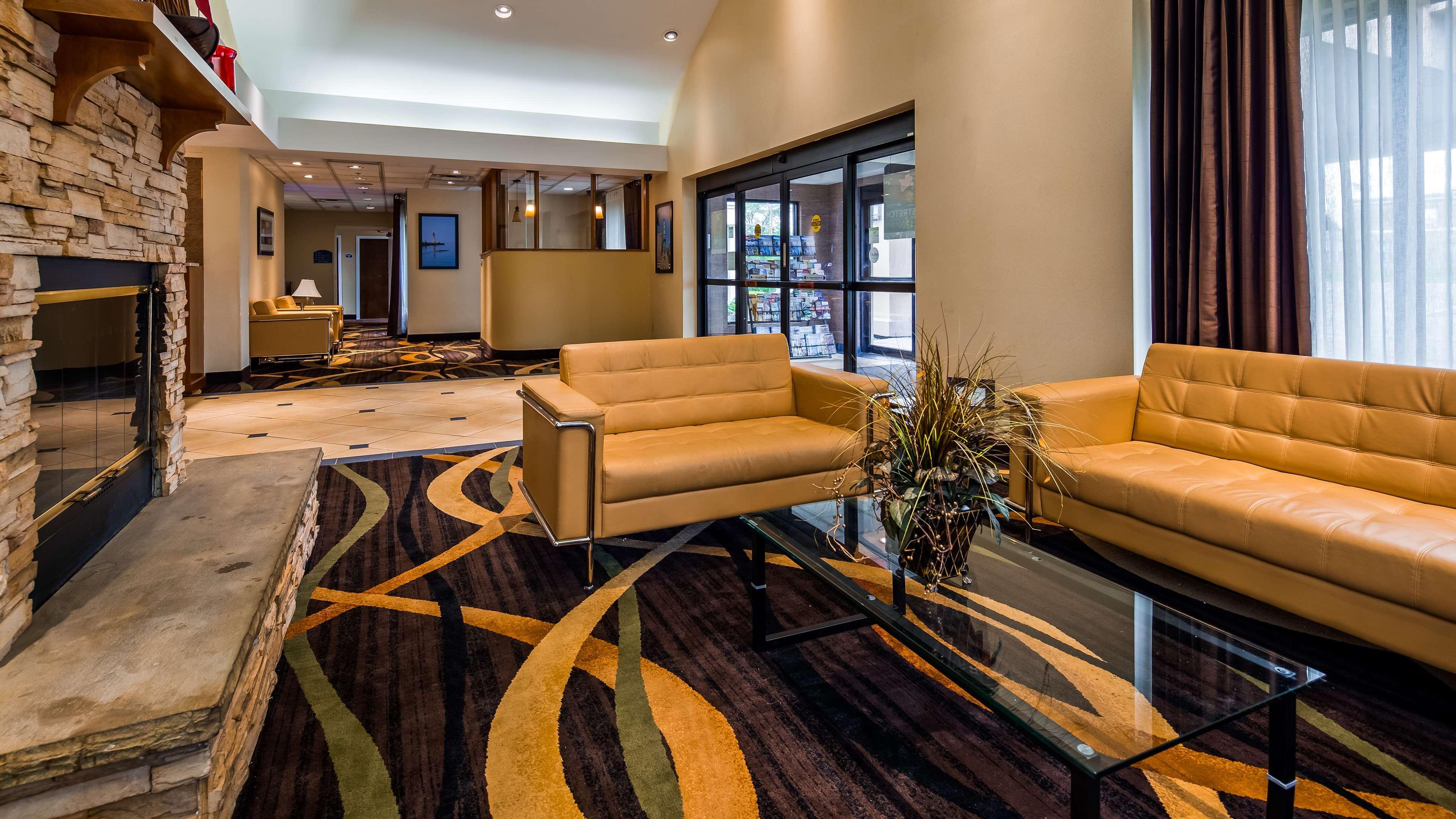 Best Western Galleria Inn & Suites Cheektowaga Ngoại thất bức ảnh