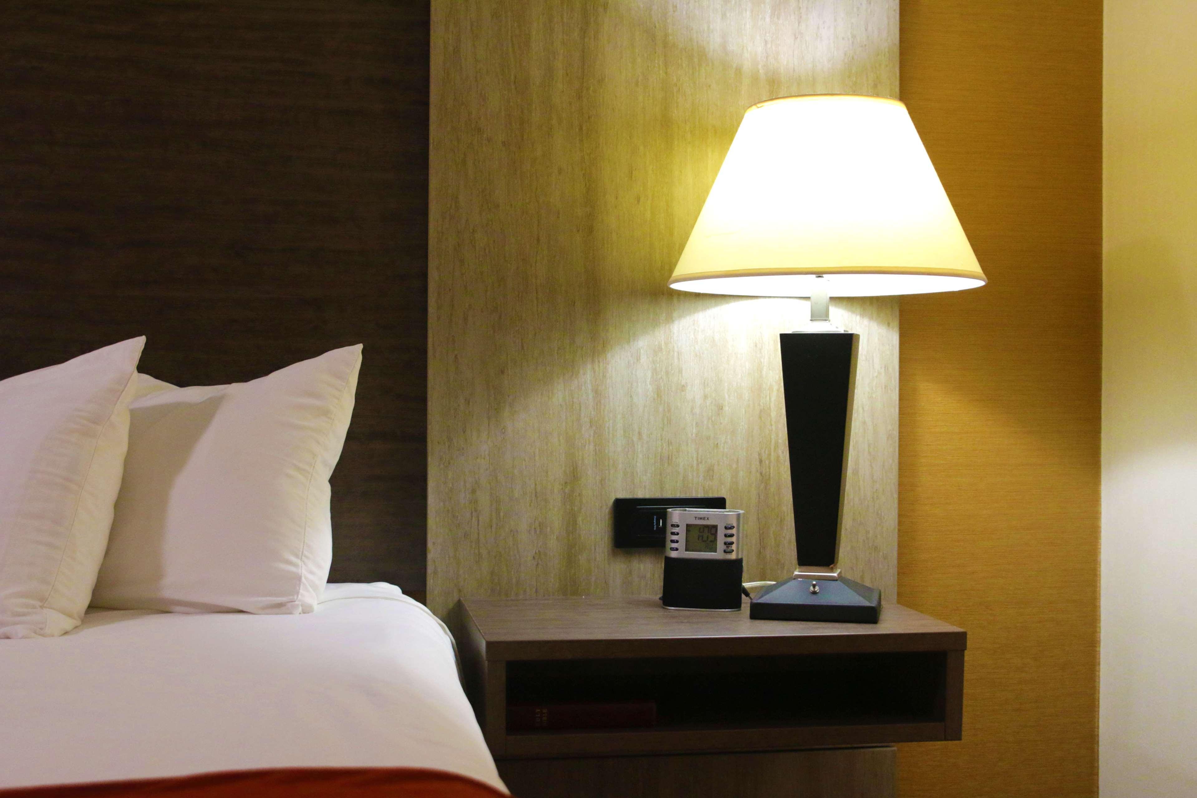 Best Western Galleria Inn & Suites Cheektowaga Ngoại thất bức ảnh